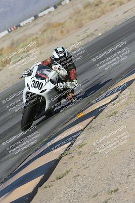 media/Sep-20-2025-Race Pace (Sat) [[d4e1b33f4d]]/Non Verified/Turn 4 Inside (8am)/